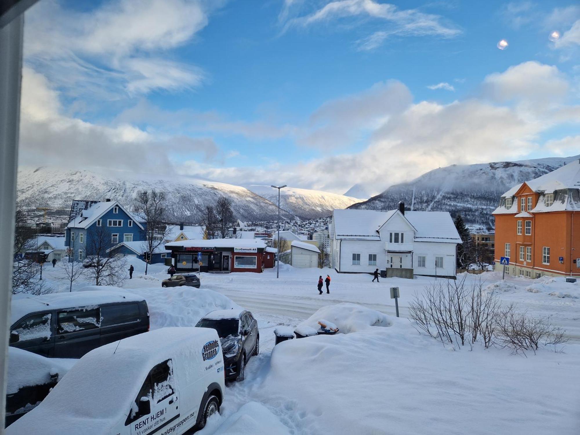 Central With A View Tromso Exterior photo